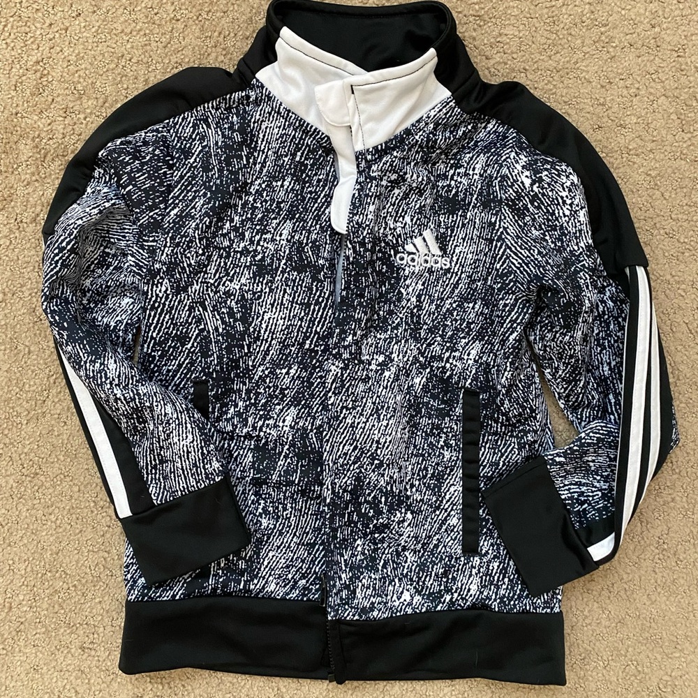 Boys Adidas Tricot Zip Up Jacket size 5